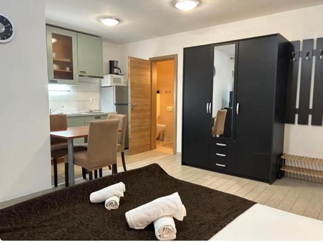 Апартаменты Affabilis Vip House Трогир Экстерьер фото